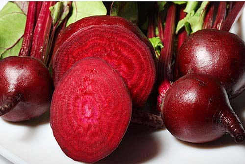 Có công thức chế son này rồi, bạn chẳng lo môi bị thâm sạm hay nhiễm chì nữa - 1