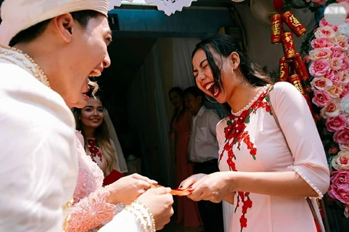 Khánh Thi - Phan Hiển nhí nhảnh đưa Kubi đi đám cưới cặp đôi amp;#34;Thử thách cùng bước nhảyamp;#34; - 15