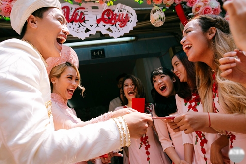 Khánh Thi - Phan Hiển nhí nhảnh đưa Kubi đi đám cưới cặp đôi amp;#34;Thử thách cùng bước nhảyamp;#34; - 14