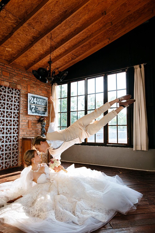 Khánh Thi - Phan Hiển nhí nhảnh đưa Kubi đi đám cưới cặp đôi amp;#34;Thử thách cùng bước nhảyamp;#34; - 6