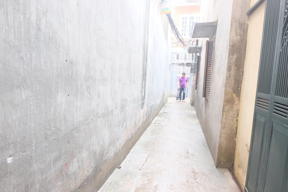 Khởi tố vụ bé gái ở Hà Nội tố hàng xóm xâm hại tình dục - 1