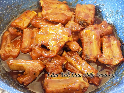 Sườn rim nước cốt dừa vừa béo vừa thơm - 6