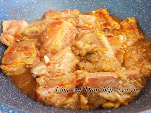Sườn rim nước cốt dừa vừa béo vừa thơm - 5