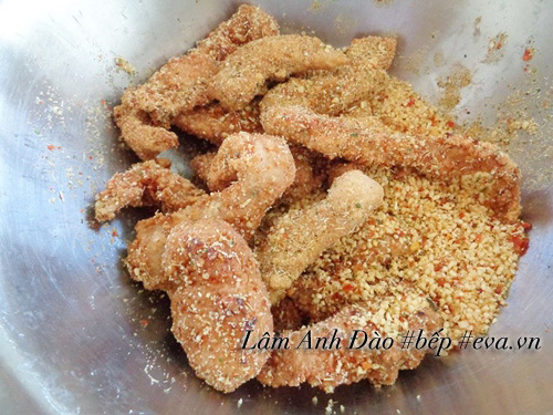 Thịt gà chiên giòn xóc gạo rang thơm bùi, lạ miệng - 8