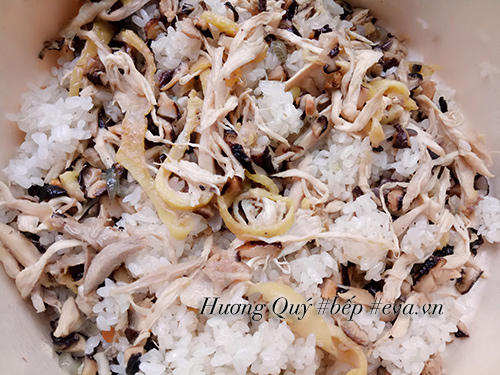 Xôi gà nấm hương dẻo thơm đón ngày mới - 9