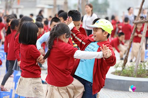 Chuyên gia hướng dẫn trẻ cách đơn giản để thoát khỏi người xấu, tránh bị xâm hại - 7