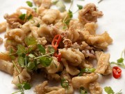 Bếp Eva - Mực xóc muối tỏi dễ làm mà hấp dẫn