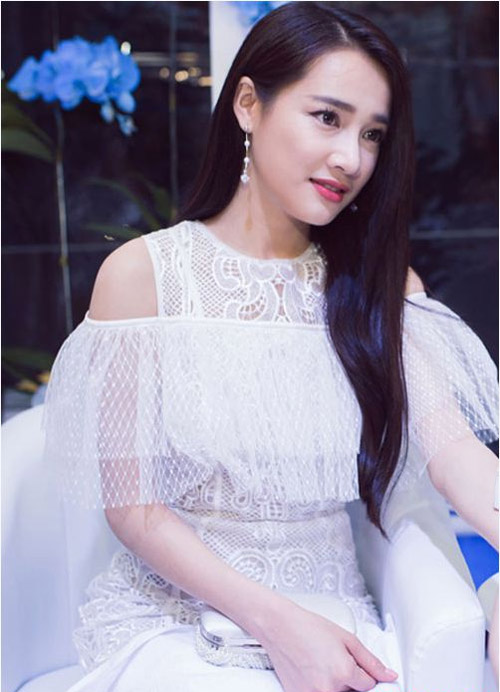 Bị ghét đến mấy trong amp;#34;Tuổi Thanh Xuânamp;#34; thì ngoài đời Nhã Phương vẫn đẹp phát hờn - 3