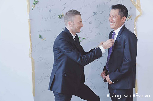 Bố mẹ Phương Vy Idol amp;#34;mắt tròn mắt dẹtamp;#34; khi thấy con gái hôn chồng Tây đắm đuối - 5