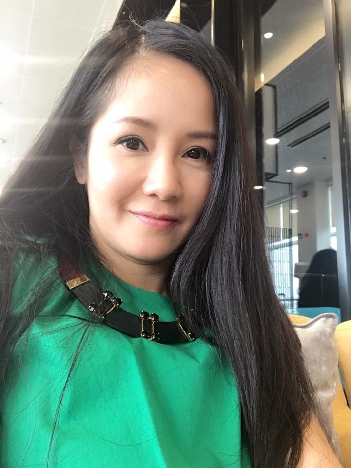 Con trai lai Tây của Hồng Nhung điển trai hút hồn với trang phục phi công - 8