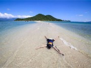 Du lịch - Ghé đảo Điệp Sơn để hưởng thụ nắng vàng, biển xanh và con đường cát trắng lạ nhất Việt Nam