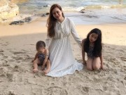 Làng sao - Lưu Hương Giang hiếm hoi khoe ảnh bên bé thứ 2 "giấu mặt" và con gái đầu lòng
