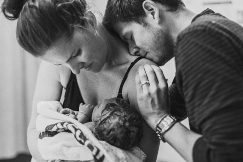 Ngày Hạnh phúc: Ngắm giây phút quý giá nhất thay đổi cuộc đời mẹ mãi mãi - 1