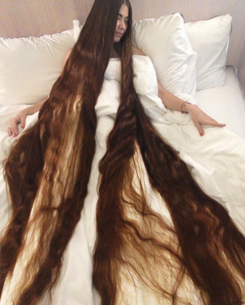 Hé lộ cuộc sống chăn gối 2 nàng công chúa tóc mây ngoài đời thực - 2