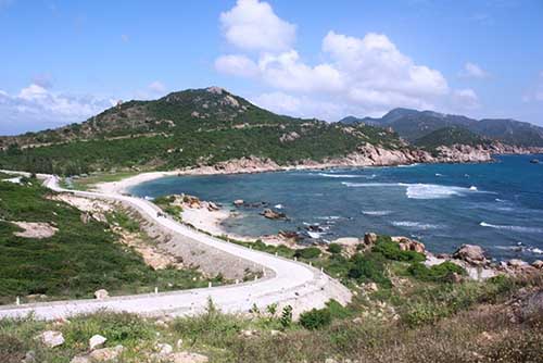 Hè này, đến Bình Ba ăn tôm hùm amp;#34;ngập mồmamp;#34;, tắm biển hoang sơ nơi nhiều người còn chưa biết đến - 3