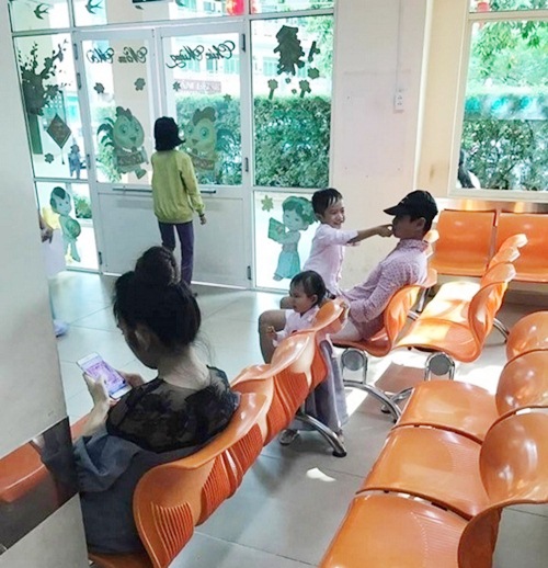 Bà xã Lý Hải khổ sở vì lại bị hiểu nhầm đang mang bầu lần 5 - 1