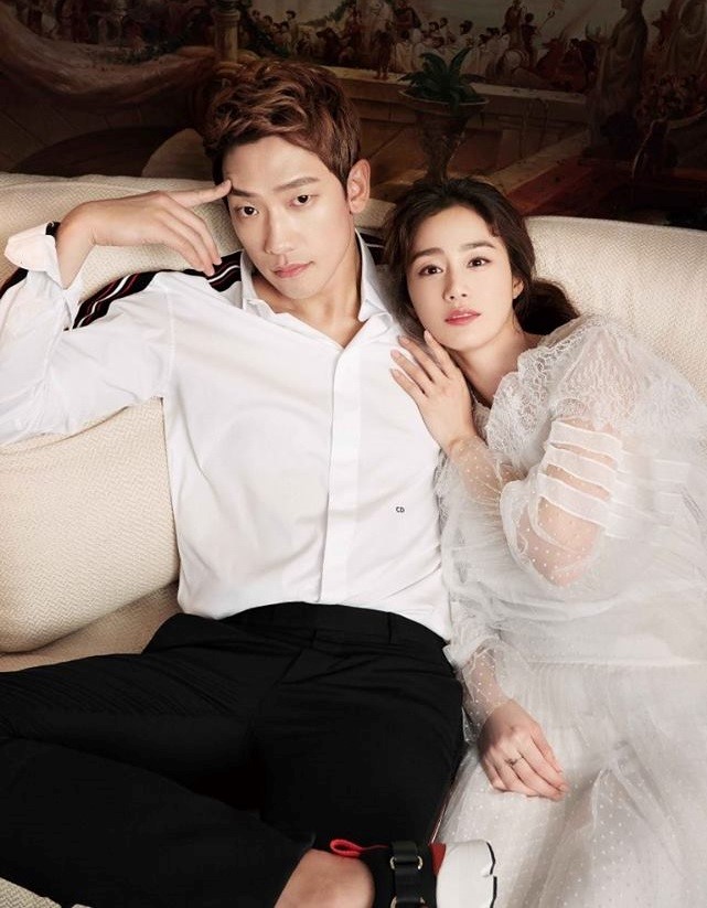 Ngôi sao 24/7: Hết khoe ảnh cưới, Kim Tae Hee - Bi Rain dọn đến nhà 5 triệu USD - 1