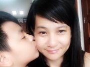 Làng sao - Nghệ sĩ Cát Phượng đau xót xin lỗi con trai, cho biết thần kinh của bé rất yếu