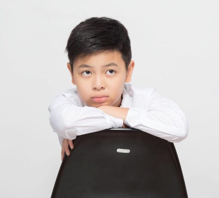 Nghệ sĩ Cát Phượng đau xót xin lỗi con trai, cho biết thần kinh của bé rất yếu - 2