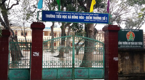 Vụ phụ huynh tố bảo vệ nhà trường dâm ô nhiều trẻ em: Đưa phong bì xin người tố cáo rút đơn - 1