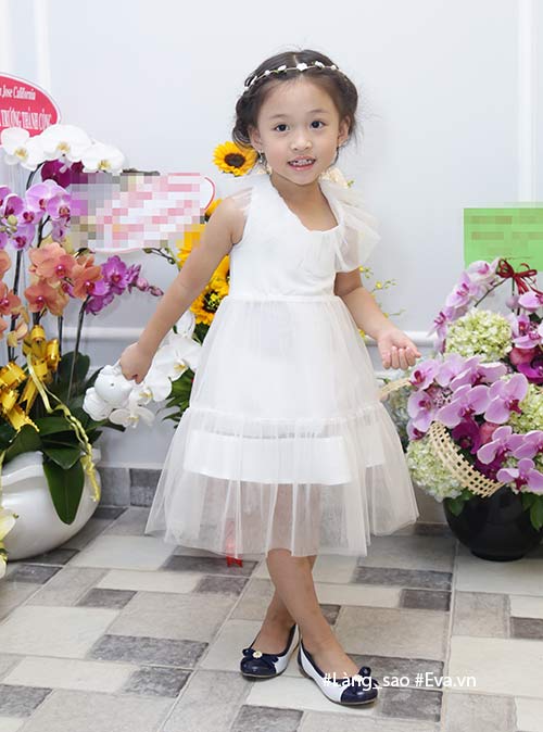 Con gái Phan Đinh Tùng xinh như công chúa, thích thú tập đánh trống trong sự kiện - 7