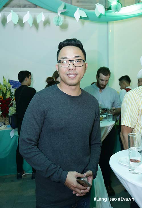 Con gái Phan Đinh Tùng xinh như công chúa, thích thú tập đánh trống trong sự kiện - 15