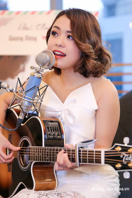 Tình tứ chưa đủ, Quang Đăng bất ngờ bế bổng Thái Trinh khiến ai nấy đều bất ngờ - 9