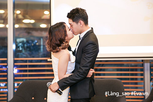 Sao Việt 24h: Thái Trinh say đắm hôn Quang Đăng trên bờ biển - 3