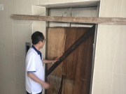 Tin tức - Thang máy chung cư hỏng, dân leo bộ 11 tầng