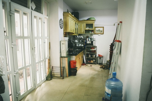 Căn nhà 125 triệu/m2 của gã đầu gấu đào hoa amp;#34;Cảnh sát hình sựamp;#34; - 17