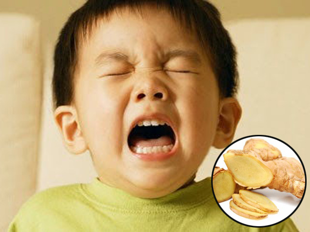 Con nhỏ bị cảm lạnh, đau họng cứ cho ăn những thực phẩm này đảm bảo bé hết bệnh