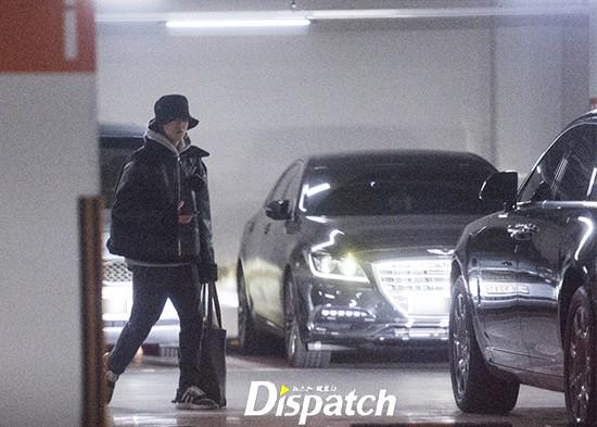 Bất ngờ khi cặp đôi mở màn cho năm 2018 chính là G-Dragon và bạn gái mới - 5