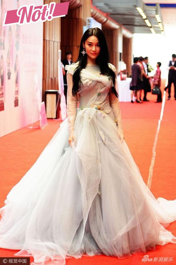 Bảng phong thần phong cách xấu - đẹp 2018 sẽ gọi tên những ai? - 17