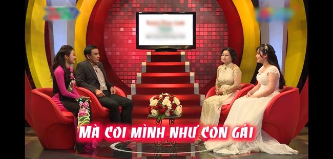 Mẹ chồng - nàng dâu: Mẹ chồng dễ thương xin số con dâu cho con trai tán tỉnh - 5