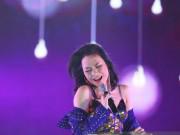 Clip Eva - Mỹ Tâm vai trần hờ hững nhảy cực sung trên sân khấu Countdown Sài Gòn