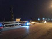 Tin tức - Hà Nội: "Né" tai nạn, đôi nam nữ bị taxi đâm thương vong