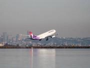 Tin tức - Chuyến bay kỳ lạ: Máy bay cất cánh năm 2018 nhưng hạ cánh năm 2017