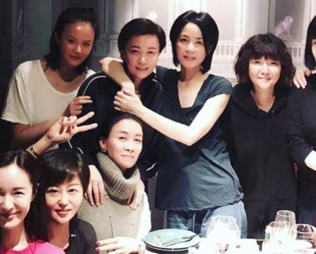 Ngôi sao 24/7: Con trai chưa đầy tuổi, tình cũ của chồng Triệu Vy đã bầu quý tử thứ 2 - 6