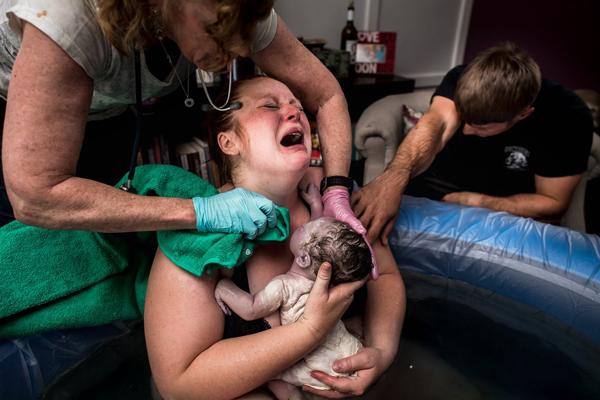 Đầu năm, cùng ngắm lại những bức ảnh sinh nở xuất sắc nhất - 14