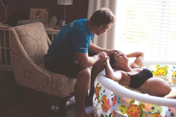 Đầu năm, cùng ngắm lại những bức ảnh sinh nở xuất sắc nhất - 1