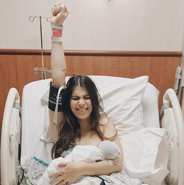 Đầu năm, cùng ngắm lại những bức ảnh sinh nở xuất sắc nhất - 2