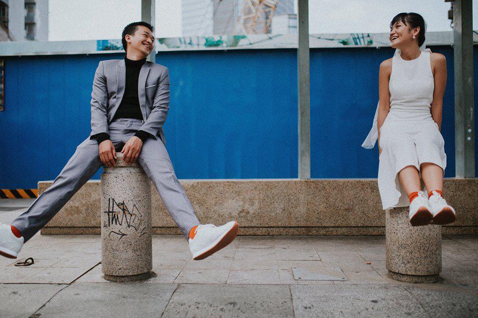 “Ông chú ế” tỏ tình chớp nhoáng giữa rạp chiếu phim, tán được vợ trẻ hơn chục tuổi - 2