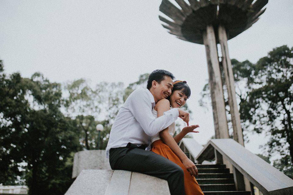 “Ông chú ế” tỏ tình chớp nhoáng giữa rạp chiếu phim, tán được vợ trẻ hơn chục tuổi - 6