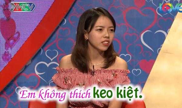 Soái ca khiến chị em xin làm bạn gái, khi lên sóng lại bị bạn nữ từ chối bấm nút - 9