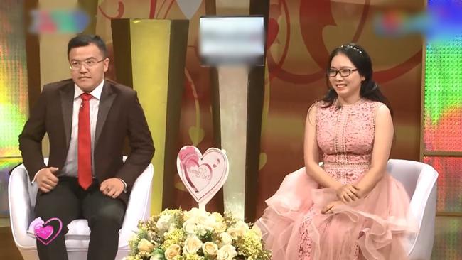 Vợ chồng son: Từ ngày vợ có bầu, sinh con, tôi thường xuyên bóp chân cho cô ấy - 1