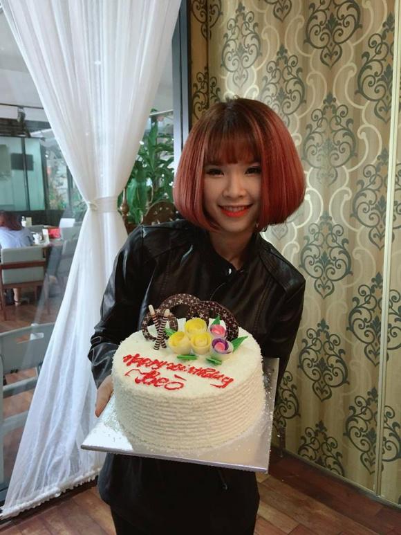 Khởi My đón sinh nhật tuổi 29 ấm áp bên mẹ chồng trẻ đẹp - 6