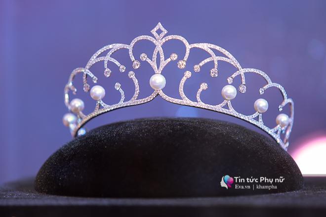 Lần đầu tiên trong lịch sử, Á hậu Hoàn vũ Việt Nam có vương miện tiền tỷ - 2
