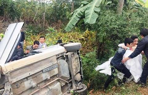 Tin tức 24h: Chủ tịch UBND huyện Quốc Oai tử vong trong tư thế treo cổ - 3