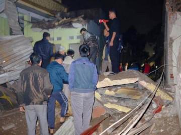 Những hình ảnh đầu tiên tại hiện trường vụ nổ lớn ở Bắc Ninh, đầu đạn văng vào nhà dân