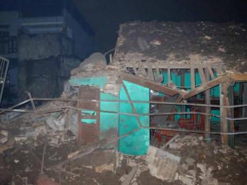 Clip ghi lại giây phút đạn nổ vang trời, đầu đạn bay như mưa tại Bắc Ninh rạng sáng nay